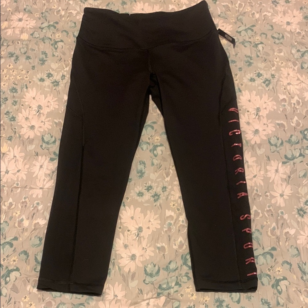 Knockout Capri by Victoria’s Sport - Medium
